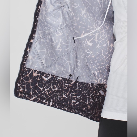 Lululemon Miss Misty Jacket II in Star Crushed Multi Size 4 NWOT - Picture 8 of 9